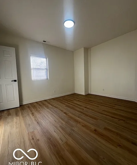 2141 Bellefontaine St — Photo 15