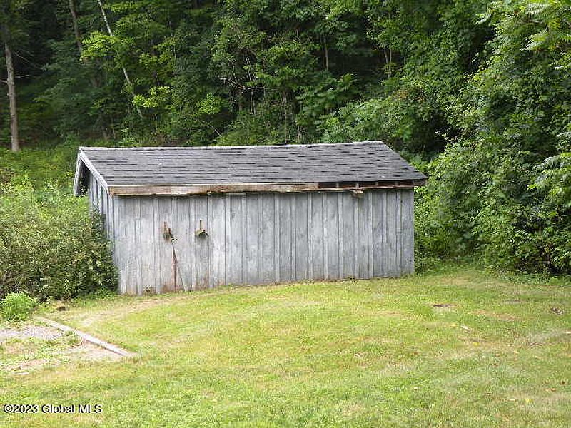 4th image of 177 Rockhill Road