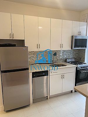 1st image of 19 Cumming St APT 2E
