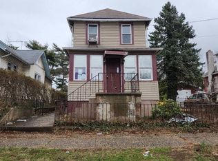 2256 42nd St, Pennsauken, NJ 08110