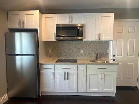 2nd image of 1348 S Hidden Valley Dr