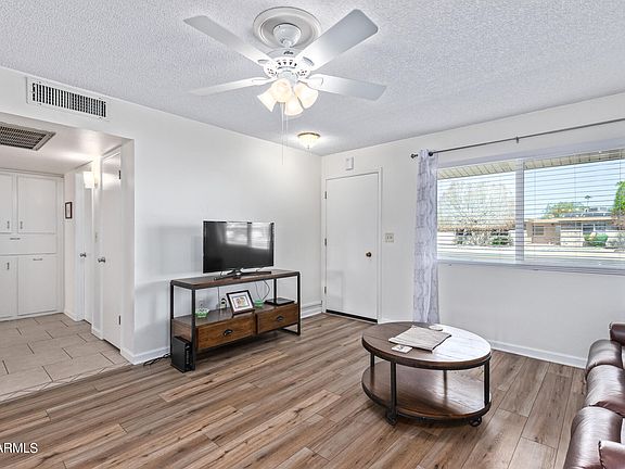 5th image of 11003 W THUNDERBIRD Boulevard