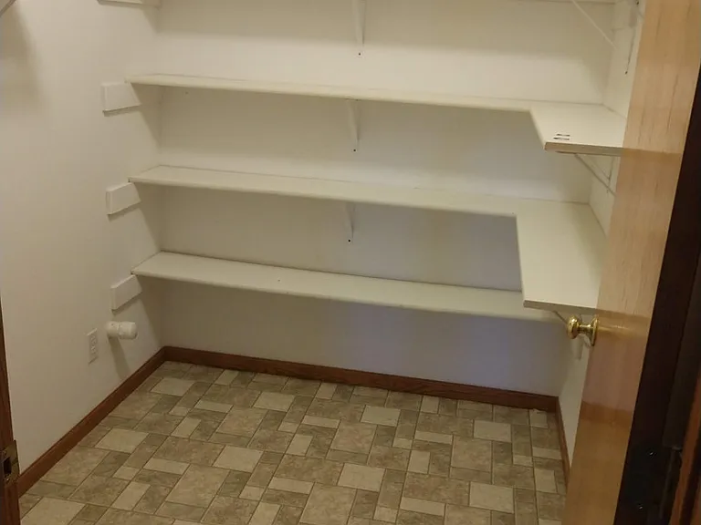 4165 Orleans Dr NE — Photo 6