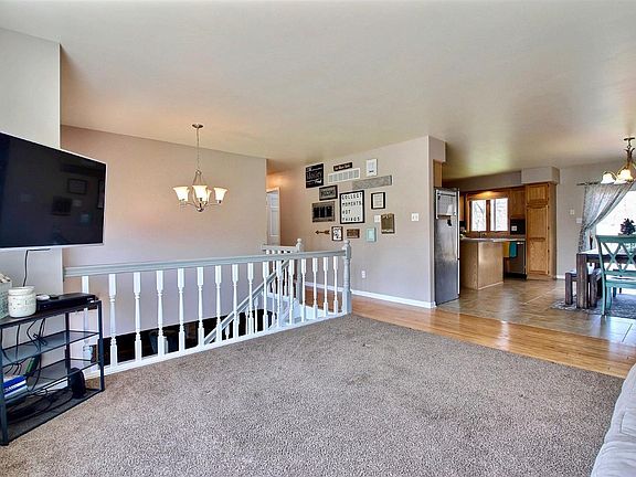 5th image of 6614 Hawthorne Ave