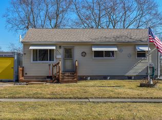 4121 Mississippi St, Hobart, IN 46342