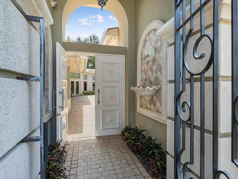16378 Mirasol Way — Photo 6