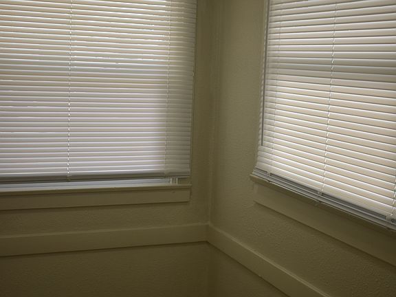 5th image of 11 E Geary St #11