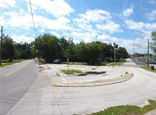 506 N 13th St, Leesburg, FL 34748