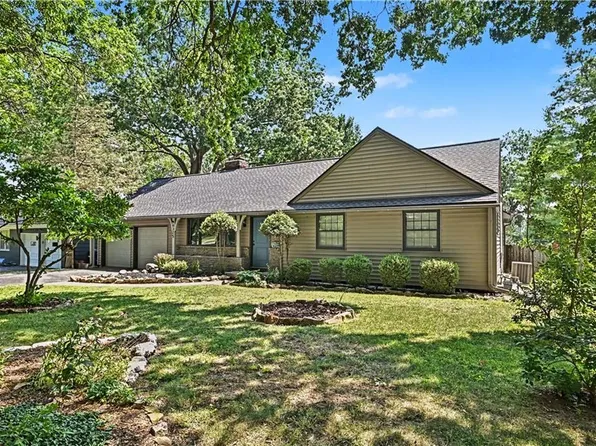 6325 Maple Dr, Mission, KS 66202