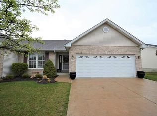 1145 Villa Flora Dr, O'Fallon, MO 63366