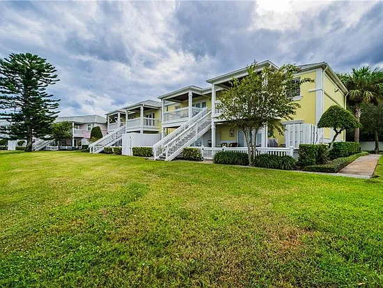 Starfish Dr SE — Photo 6