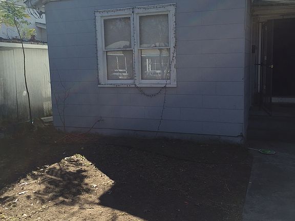 2nd image of 624 Frost St