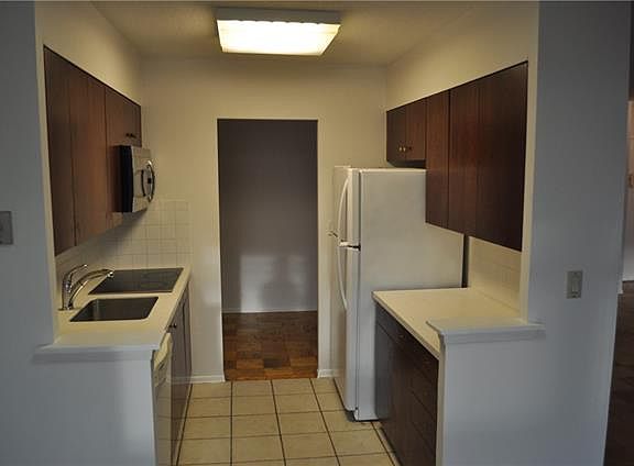 5th image of 15 Stewart Pl