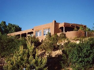 153 Cantera Cir, Santa Fe, NM 87501