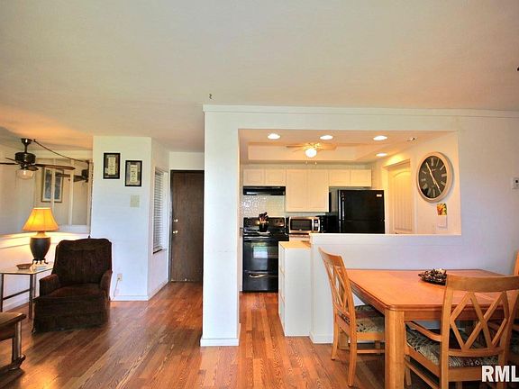 3rd image of 3215 W Willow Knolls Dr APT D72
