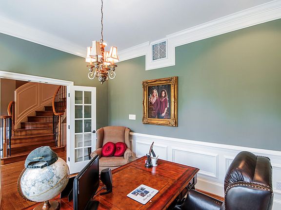 3rd image of 15607 Chesdin Manor Dr