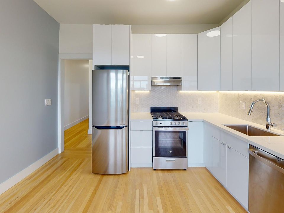 1st image of 1705 Octavia St APT 301
