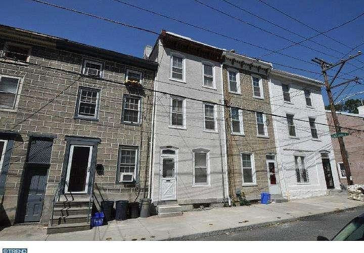 1st image of 4442 Silverwood St