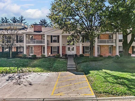 2nd image of 1521 Hedgeford Dr APT 8