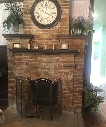 5th image of 509 E McHarg St