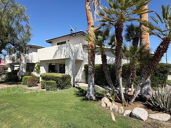 2nd image of 32950 Canyon Vista Rd APT C