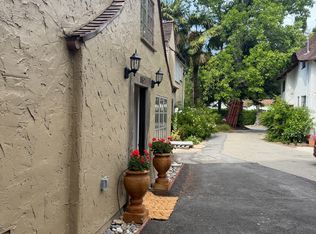 1552 Cowper St, Palo Alto, CA 94301