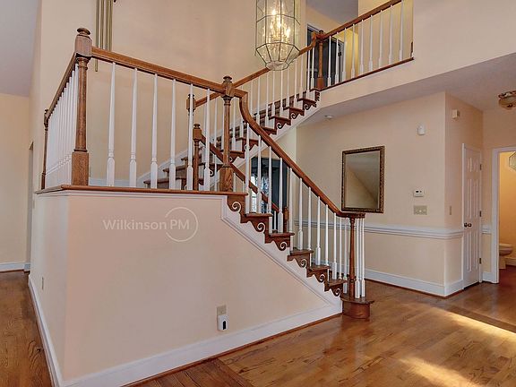 5th image of 6229 Phyliss Ln
