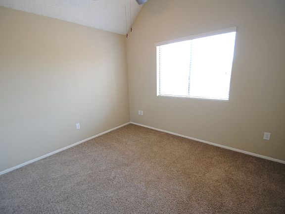 3rd image of 1535 N Horne Unit 23