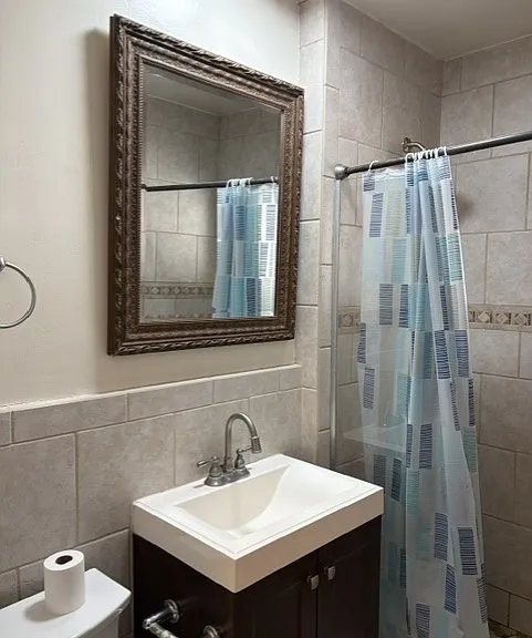 5909 Albemarle St — Photo 23