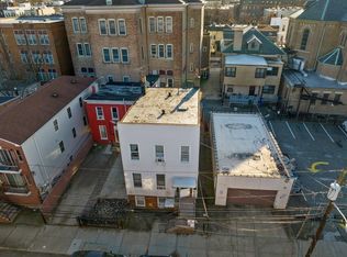 47 Manhattan Ave, Jersey City, NJ 07307