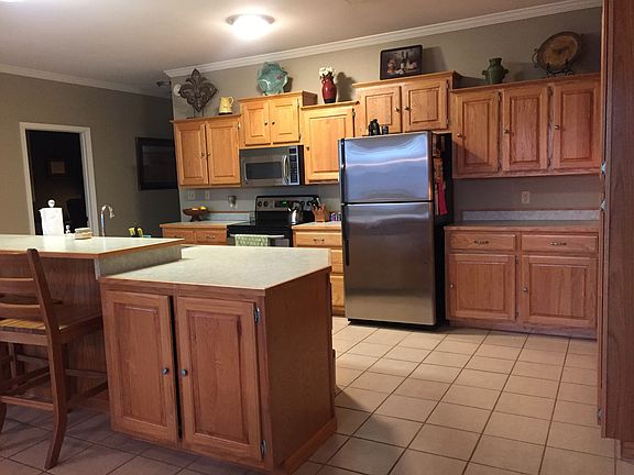 2nd image of 125 Deerfield Dr