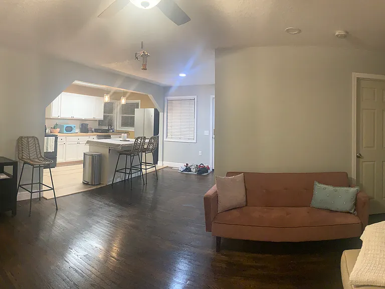 2121 Mitchell Rd — Photo 8