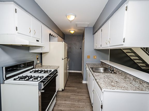 4th image of 1607 Wingate Blvd