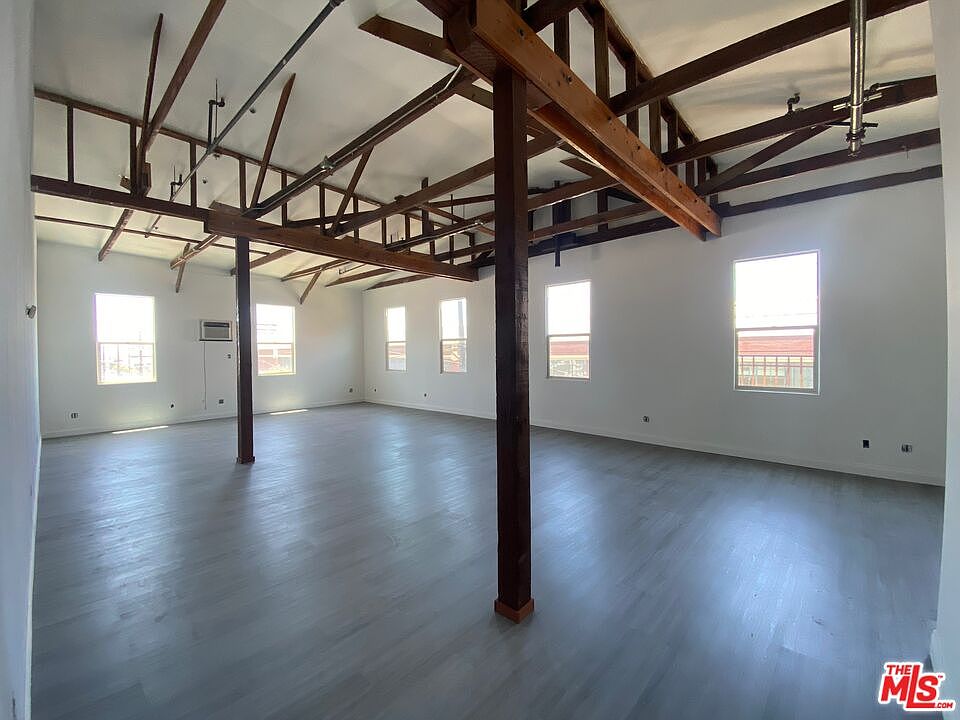 1st image of 726 S Santa Fe Ave APT 303