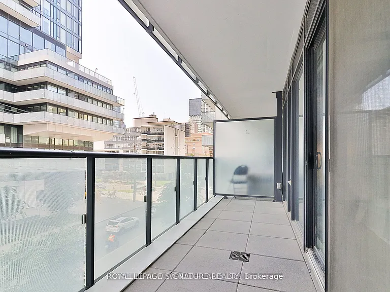 185 Roehampton Ave #219 — Photo 9