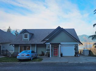 43726 Alameda Dr, Chilliwack, BC