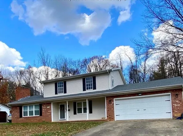 507 Fitzhugh St, Ravenswood, WV 26164