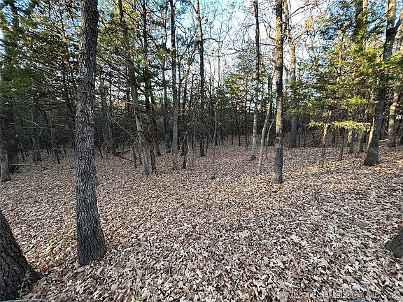 3rd image of 2727 W Lakeshore Dr