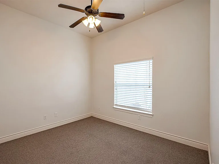 5608 Kansas St #B — Photo 21