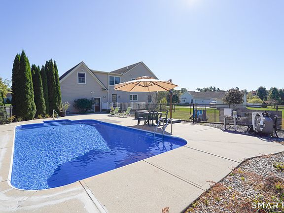 4th image of 35 Senexet Village Road