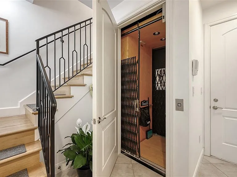 235 Cocoanut Ave #128E — Photo 26