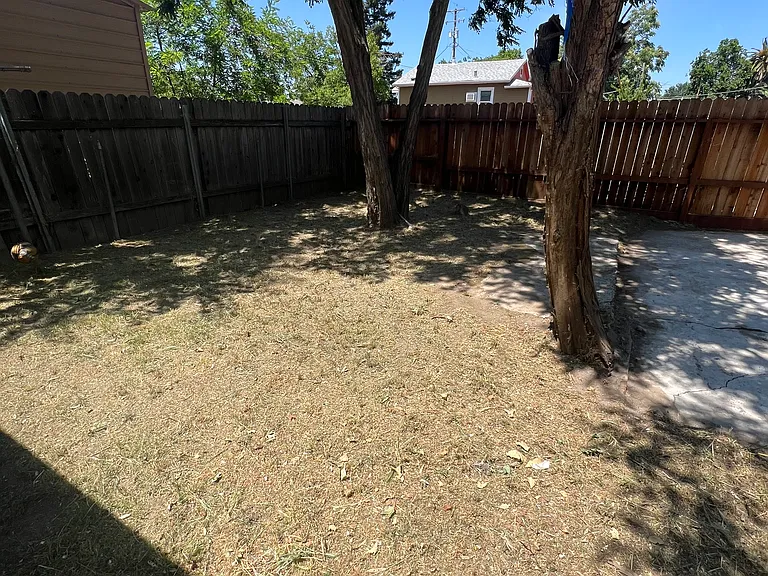 514 B St #A — Photo 26