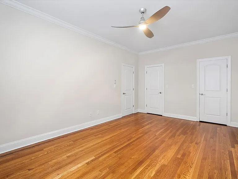 145 Summit Avenue Apartments — Photo 17
