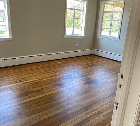 4th image of 411 Durden St