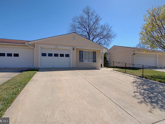 2nd image of 15412 Bassett Ln #25-B