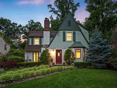 35 Woodland Road, Short Hills, NJ, 07078