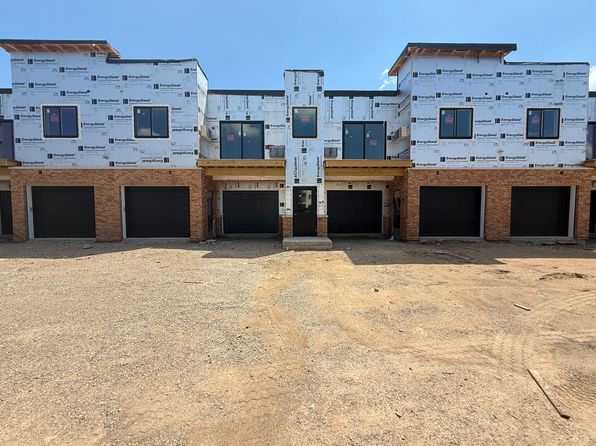 223 S Division St #2