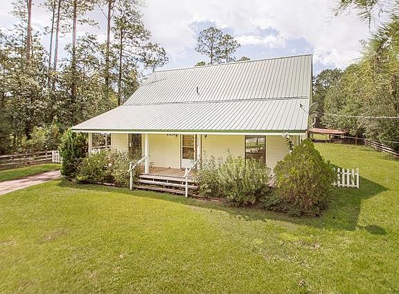 2nd image of 67429 Hiern Dr