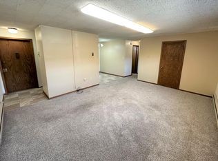 505 S Washington St - 14 PLEX, Aberdeen, SD 57401