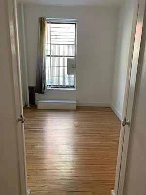 Rented by Manhattan Flats | media 22